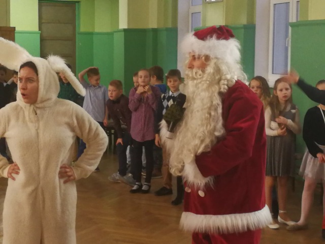 Ziemassvetki sakumskola 8