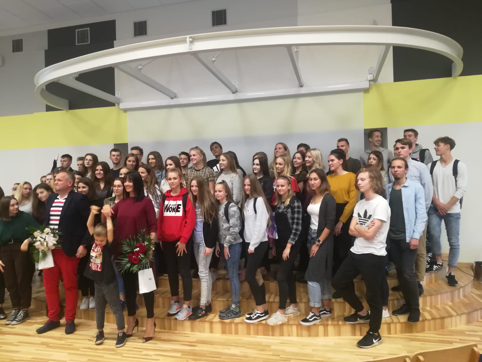 945fab0b-03ef-49b3-ab72-2e146da865fa