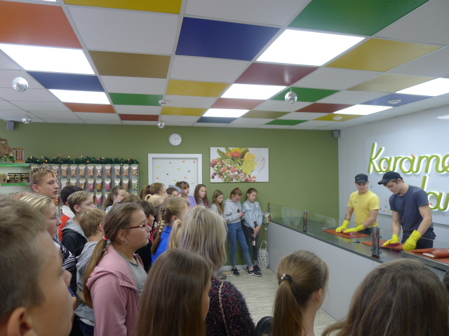 Karameļu darbnīca okt. 2018 tituls