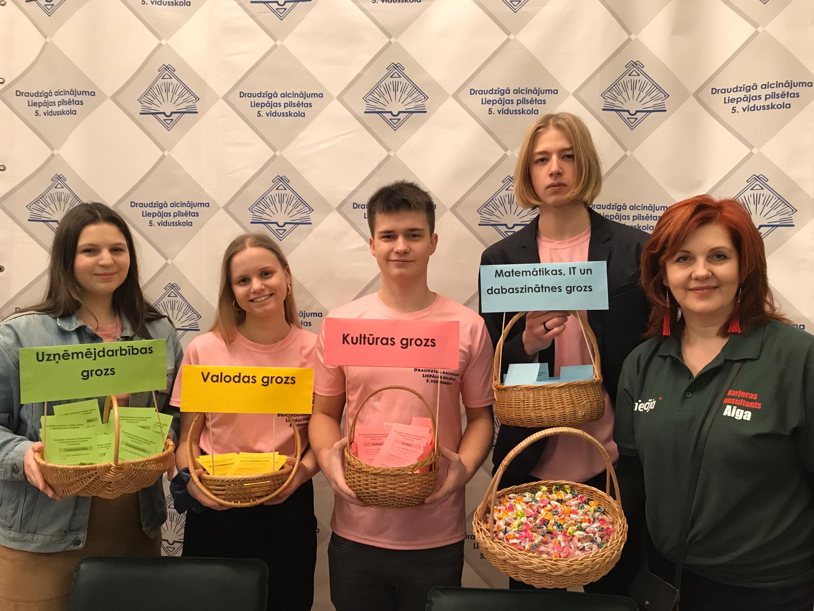 PHOTO-2020-02-18-14-20-59